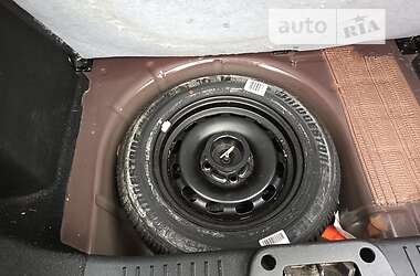 Хэтчбек Ford Fiesta 2010 в 