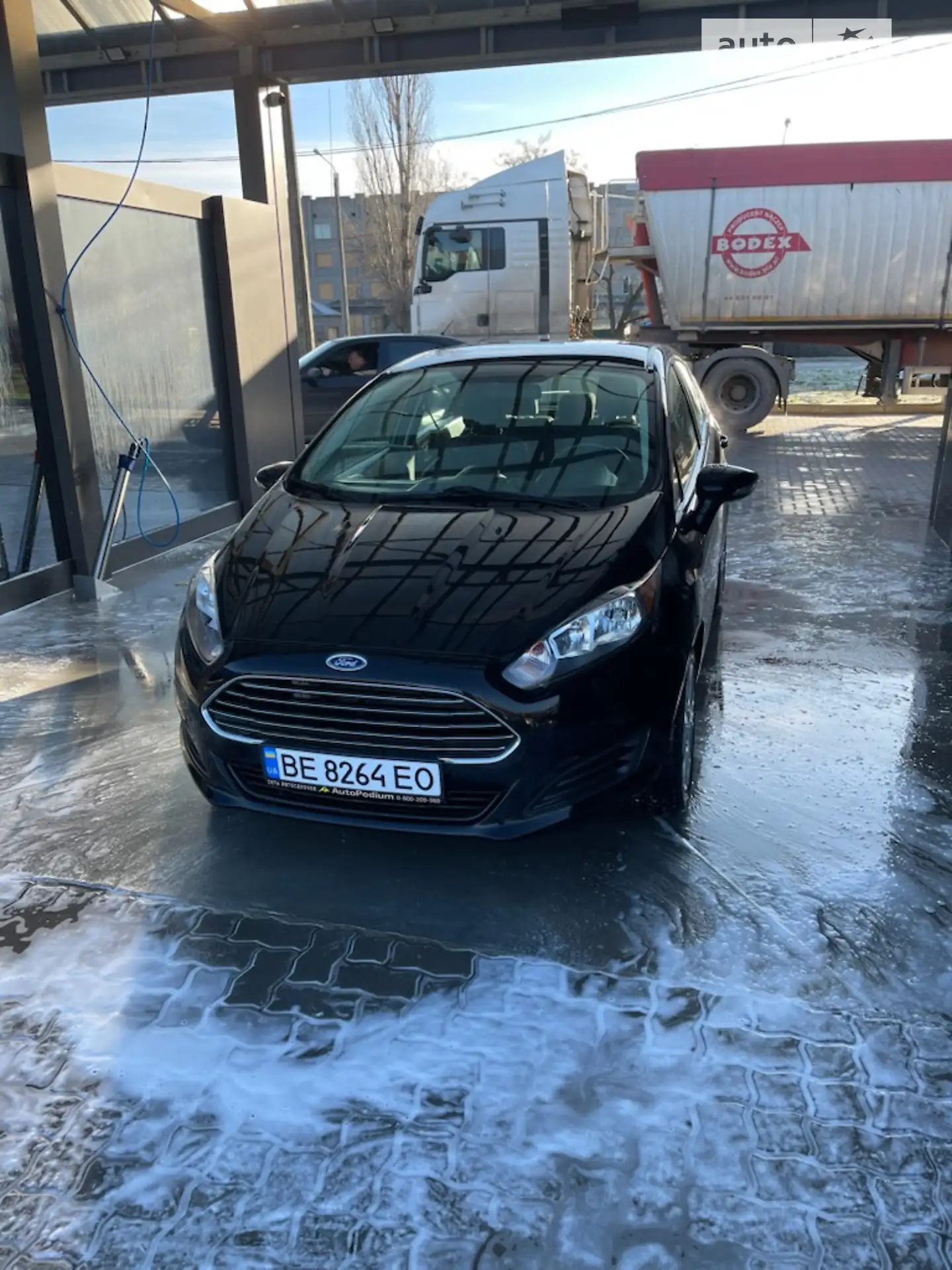 2016 Ford Fiesta - фото 1