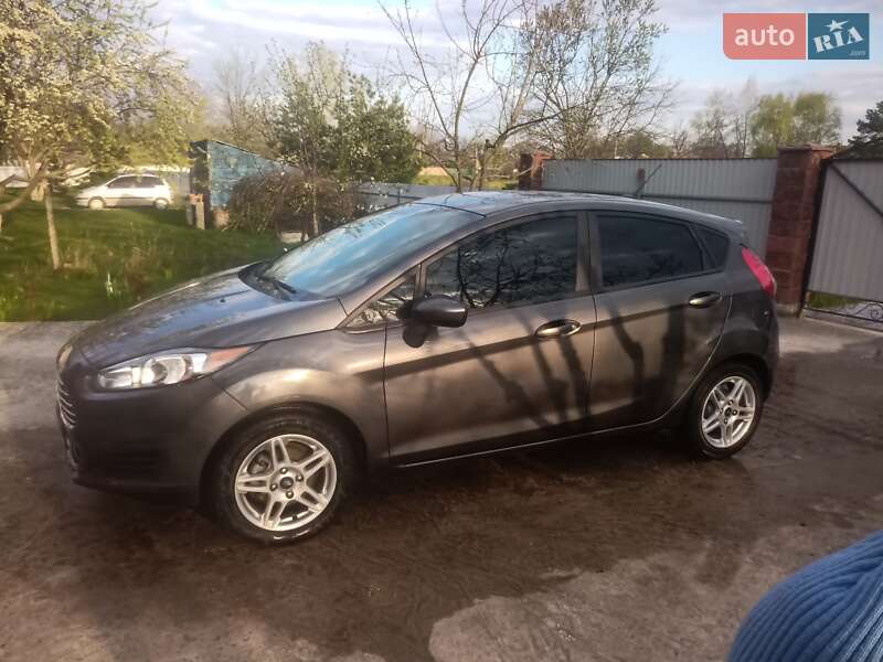 Хэтчбек Ford Fiesta 2018 в Барышевке