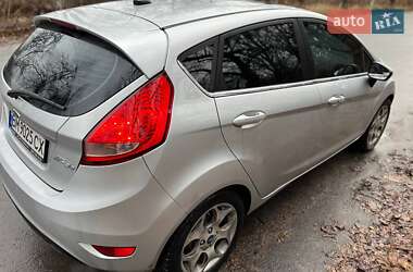 Хетчбек Ford Fiesta 2011 в Сумах
