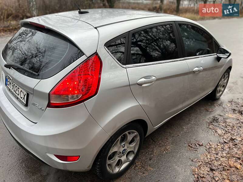 Хэтчбек Ford Fiesta 2011 в Сумах фото 2 Хэтчбек Ford Fiesta 2011 в Сумах