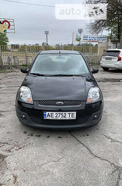 Хэтчбек Ford Fiesta 2008 в Днепре