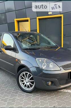 Хэтчбек Ford Fiesta 2008 в Боярке