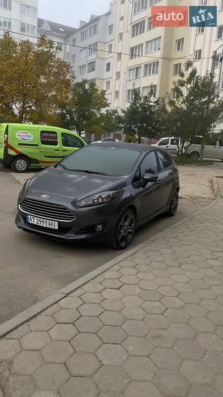 Хетчбек Ford Fiesta 2018 в 