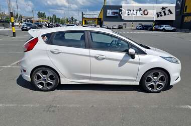 Хэтчбек Ford Fiesta 2019 в 
