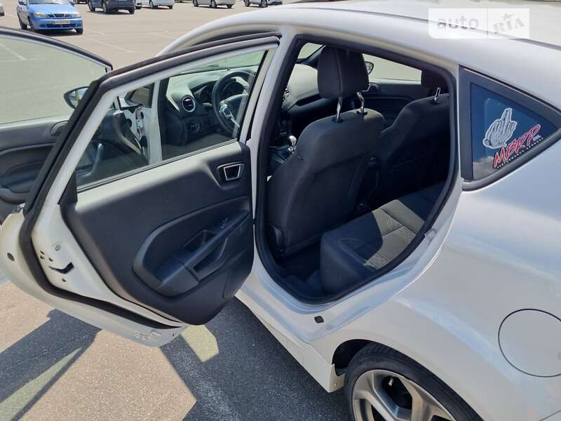 Хэтчбек Ford Fiesta 2019 в Киеве