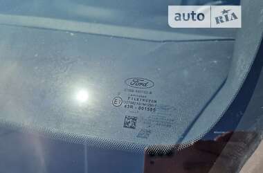 Хэтчбек Ford Fiesta 2019 в 