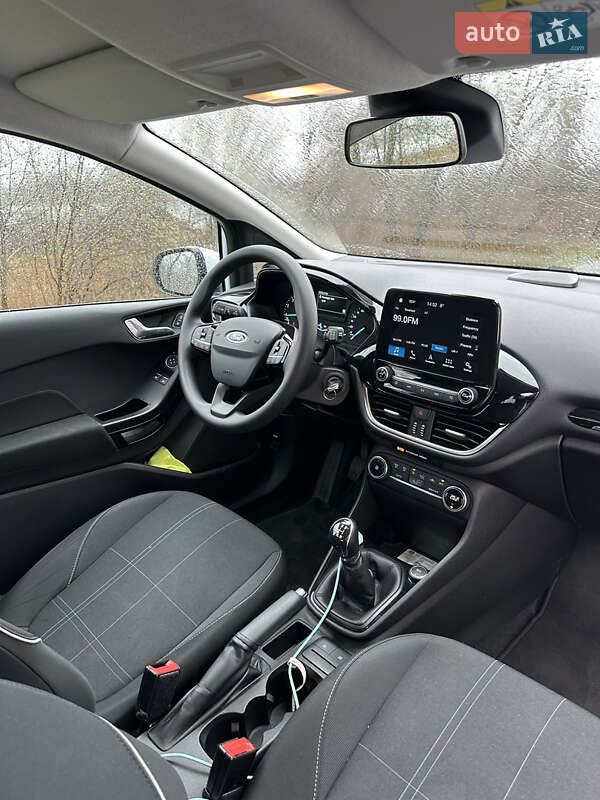 Хетчбек Ford Fiesta 2018 в Києві