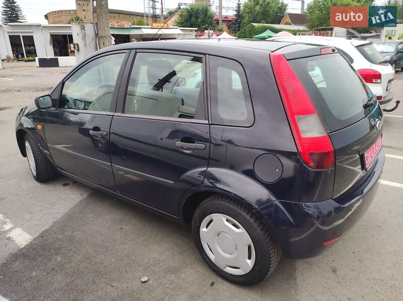 Хэтчбек Ford Fiesta 2005 в Луцке