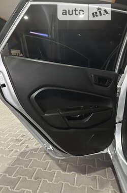 Хэтчбек Ford Fiesta 2019 в 
