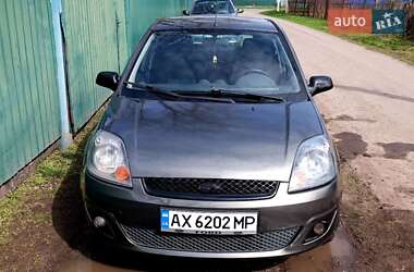 Хэтчбек Ford Fiesta 2007 в 