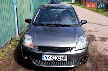 Хэтчбек Ford Fiesta 2007 в Карловке