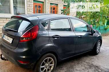 Хетчбек Ford Fiesta 2009 в 