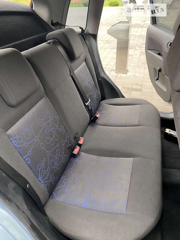 Хэтчбек Ford Fiesta 2006 в Львове фото 15 Хэтчбек Ford Fiesta 2006 в Львове