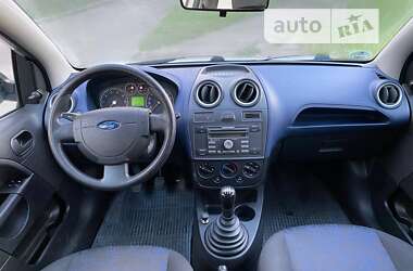 Хэтчбек Ford Fiesta 2007 в Шептицькому