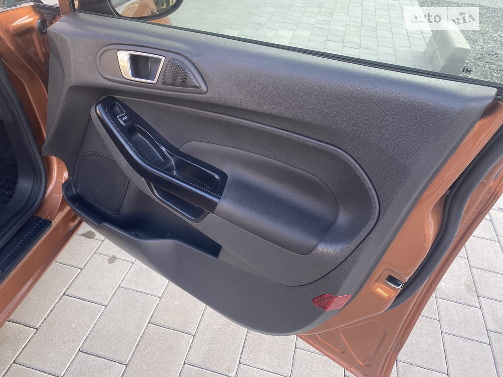 2015 Ford Fiesta - мініатюра 11