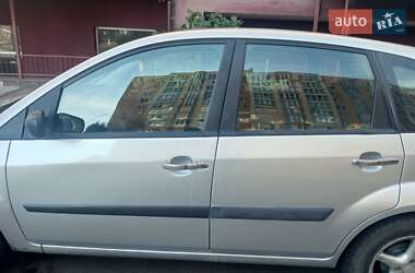 Хэтчбек Ford Fiesta 2007 в Киеве