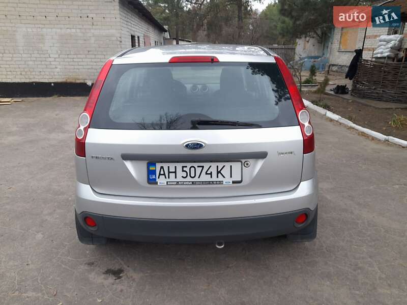 Хэтчбек Ford Fiesta 2007 в Бершади