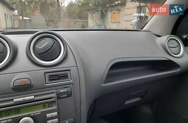 Хетчбек Ford Fiesta 2007 в Бершаді