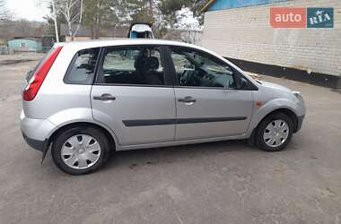 Хетчбек Ford Fiesta 2007 в Бершаді