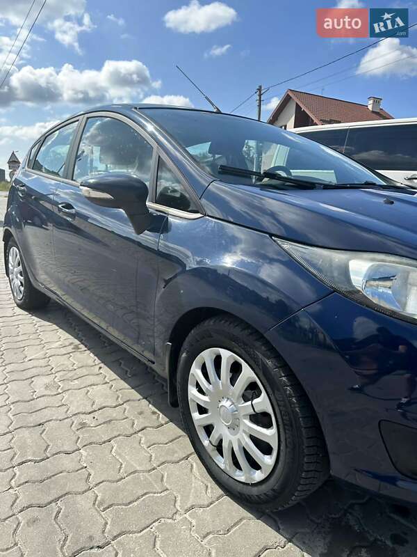 Хетчбек Ford Fiesta 2014 в Львові