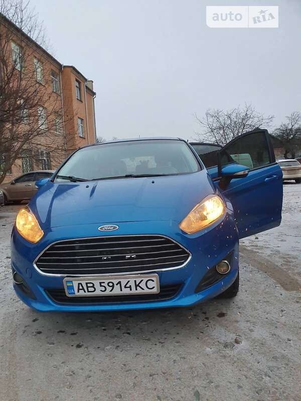 Хэтчбек Ford Fiesta 2016 в Ильинцах
