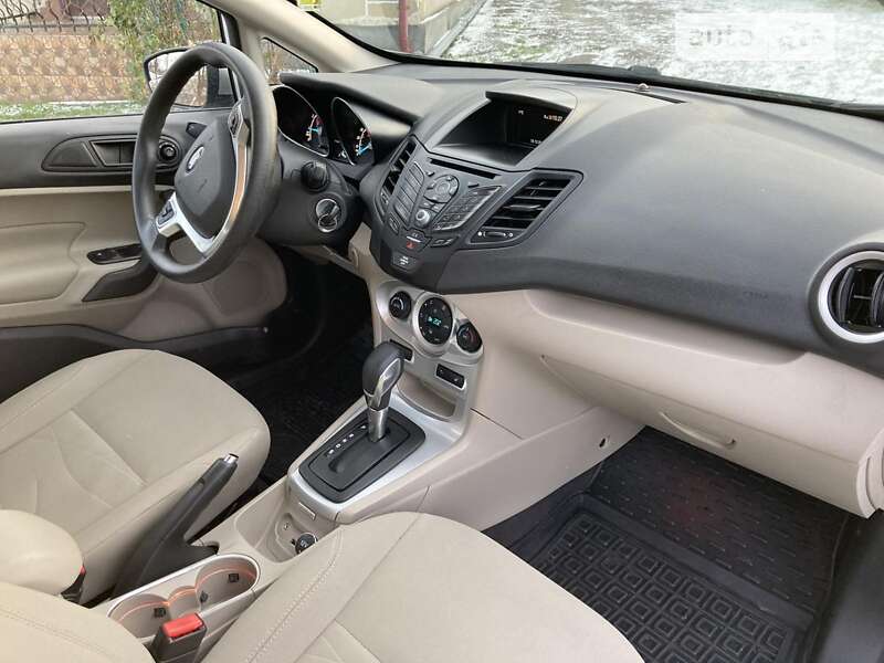 Седан Ford Fiesta 2018 в Львові