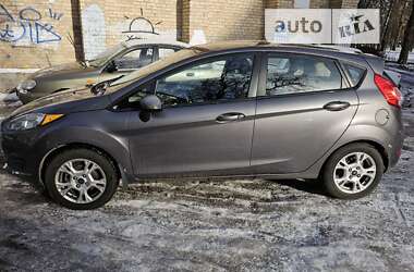 Хетчбек Ford Fiesta 2014 в Києві