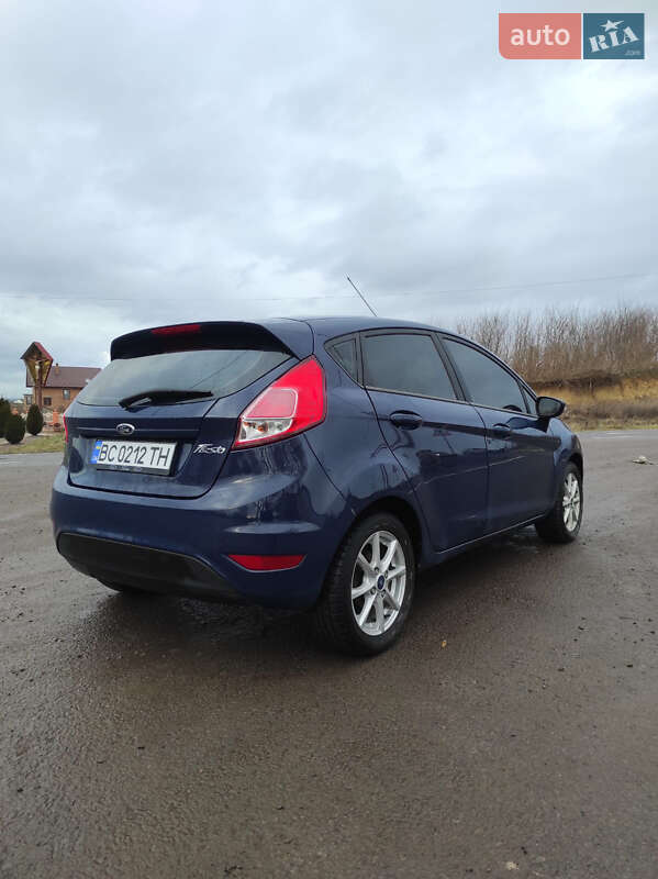 Хэтчбек Ford Fiesta 2016 в Мостиске