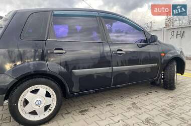 Хэтчбек Ford Fiesta 2008 в Ирпене