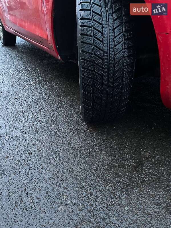 Хэтчбек Ford Fiesta 2010 в Хусте