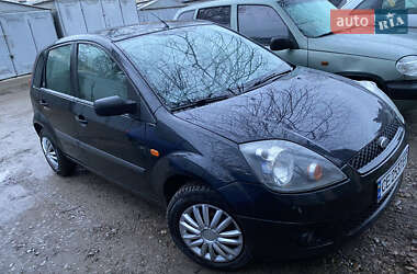 Хэтчбек Ford Fiesta 2008 в Черновцах