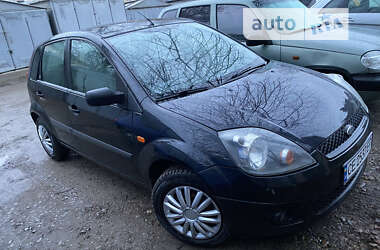 Хэтчбек Ford Fiesta 2008 в Черновцах