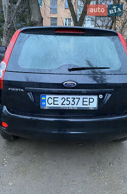 Хэтчбек Ford Fiesta 2008 в Черновцах