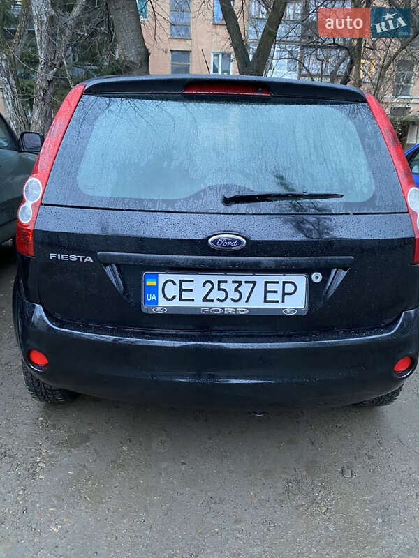 Хетчбек Ford Fiesta 2008 в Чернівцях