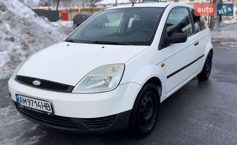 Ford Fiesta 2004