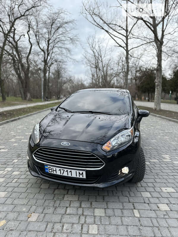 Седан Ford Fiesta 2014 в Одесі