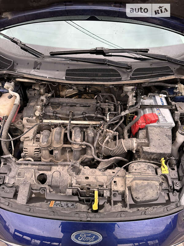 Седан Ford Fiesta 2016 в Львове