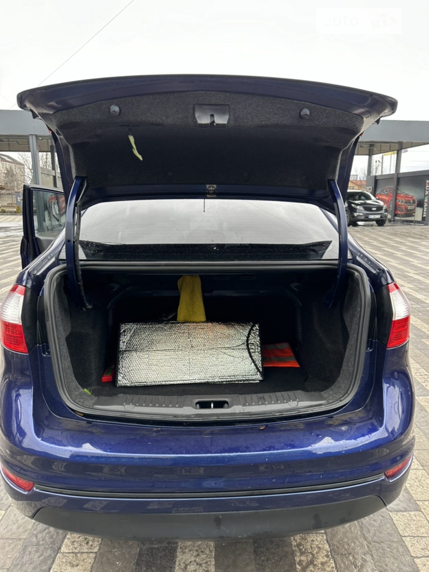 2016 Ford Fiesta - мініатюра 13