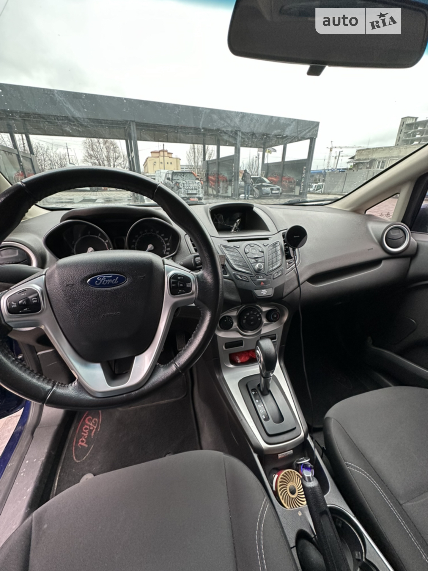 2016 Ford Fiesta - мініатюра 8