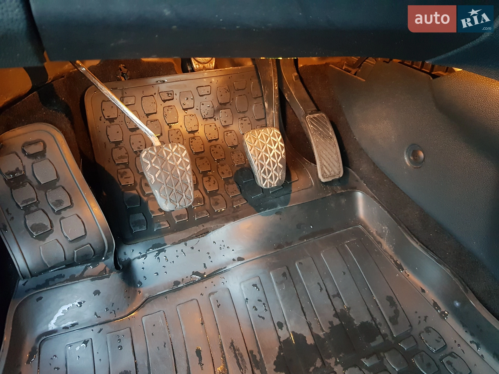 2010 Ford Fiesta - мініатюра 6
