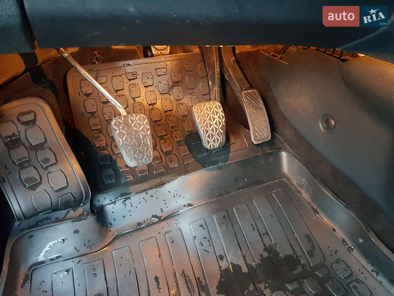 Хэтчбек Ford Fiesta 2010 в Львове