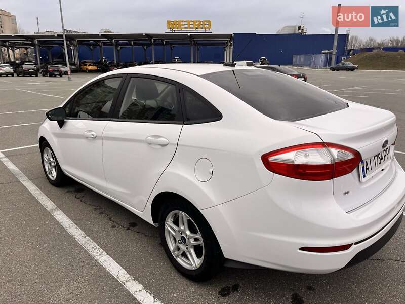 Седан Ford Fiesta 2017 в Броварах
