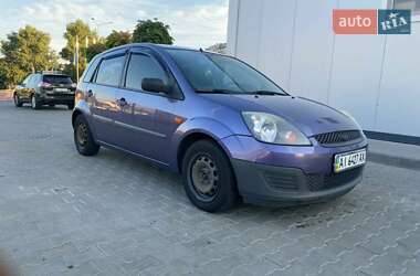 Хэтчбек Ford Fiesta 2006 в 