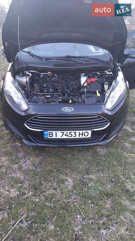 Хэтчбек Ford Fiesta 2014 в Пирятине