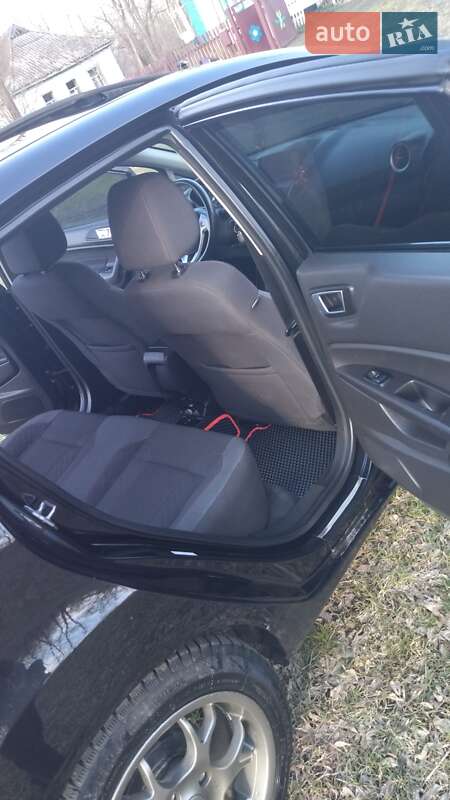 Хэтчбек Ford Fiesta 2014 в Пирятине