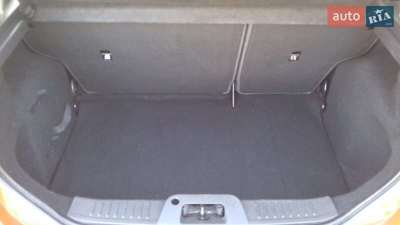 Хэтчбек Ford Fiesta 2013 в Киеве фото 12 Хэтчбек Ford Fiesta 2013 в Киеве