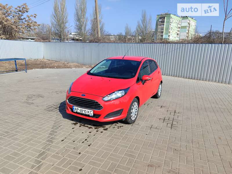 Хэтчбек Ford Fiesta 2015 в Запорожье