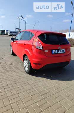 Хэтчбек Ford Fiesta 2015 в Запорожье