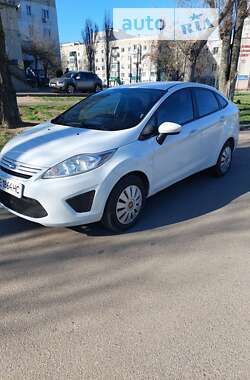 Седан Ford Fiesta 2011 в Миколаєві